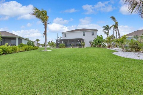 House in St. Lucie, Florida 4 bedrooms, 203.92 sq.m. № 2173481 - photo 28