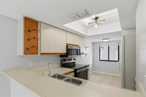 Casa en alquiler en Clearwater, Florida, 2 dormitorios, 93.37 m2 № 2280203 - foto 11