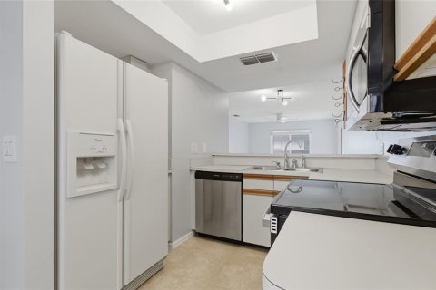 Casa en alquiler en Clearwater, Florida, 2 dormitorios, 93.37 m2 № 2280203 - foto 10