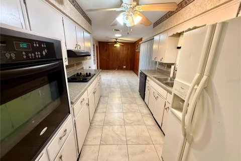 Casa en venta en Orlando, Florida, 3 dormitorios, 119.01 m2 № 2297033 - foto 15