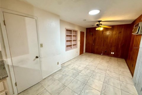 Casa en venta en Orlando, Florida, 3 dormitorios, 119.01 m2 № 2297033 - foto 21