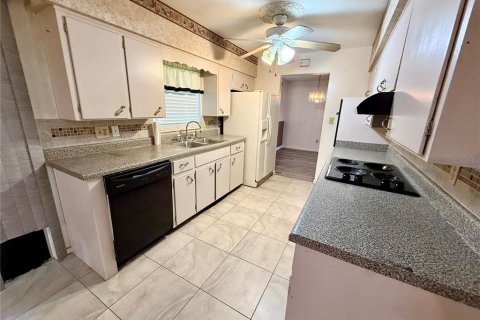 Casa en venta en Orlando, Florida, 3 dormitorios, 119.01 m2 № 2297033 - foto 18