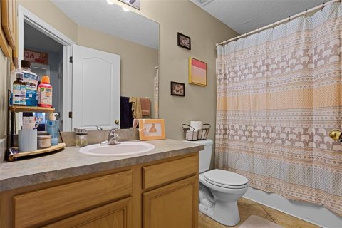 House in Clermont, Florida 4 bedrooms, 278.71 sq.m. № 1679013 - photo 24