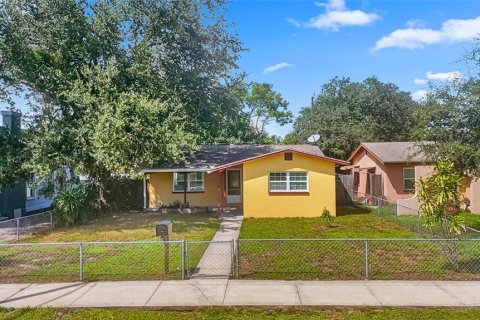 Casa en Saint Petersburg, Florida 3 dormitorios, 129.6 m2 № 2369342