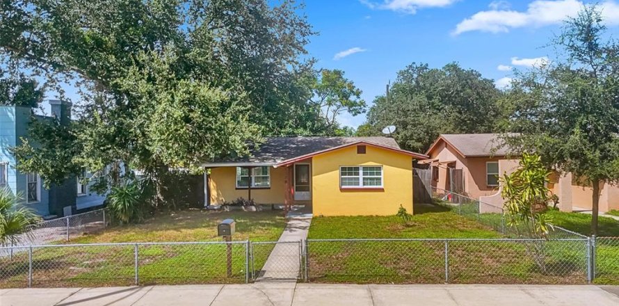 Casa en Saint Petersburg, Florida 3 dormitorios, 129.6 m2 № 2369342