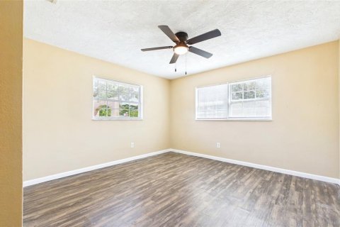 Casa en venta en Saint Petersburg, Florida, 3 dormitorios, 129.6 m2 № 2369342 - foto 18