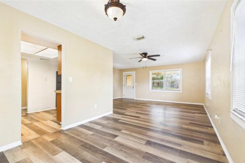Casa en venta en Saint Petersburg, Florida, 3 dormitorios, 129.6 m2 № 2369342 - foto 12
