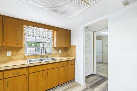 Casa en venta en Saint Petersburg, Florida, 3 dormitorios, 129.6 m2 № 2369342 - foto 14
