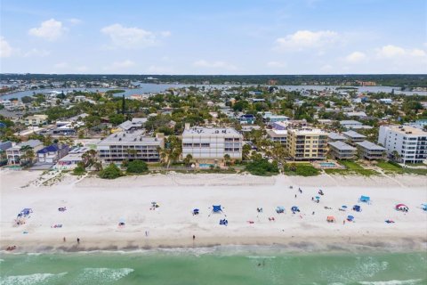 Condominio en venta en Indian Rocks Beach, Florida, 2 dormitorios, 165.09 m2 № 2239723 - foto 3