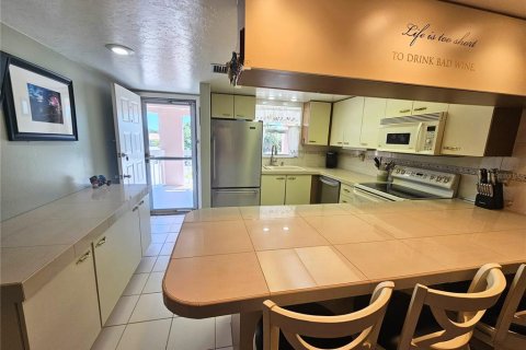 Condominio en venta en Rotonda, Florida, 2 dormitorios, 85.28 m2 № 1677217 - foto 7