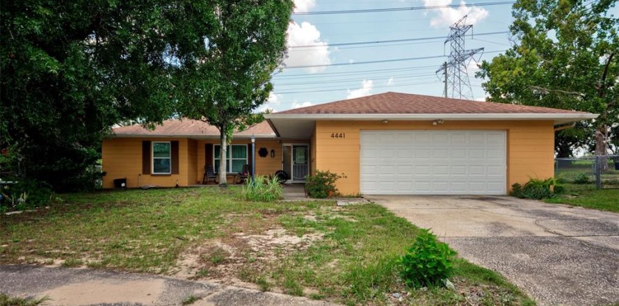 Casa en Spring Hill, Florida 3 dormitorios, 139.91 m2 № 2238229