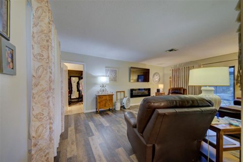 Casa en venta en Spring Hill, Florida, 3 dormitorios, 139.91 m2 № 2238229 - foto 14
