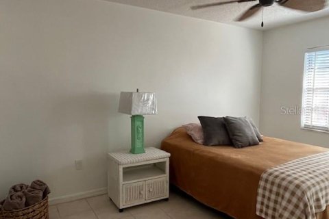 Condo in Punta Gorda, Florida, 2 bedrooms № 2142916 - photo 19