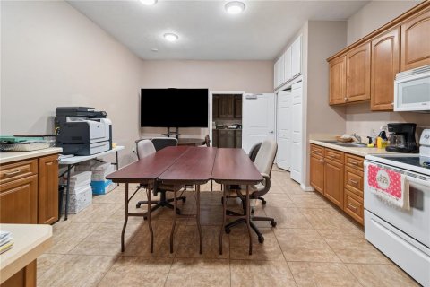 Immobilier commercial à vendre à Lake City, Floride: 562.43 m2 № 2291636 - photo 24