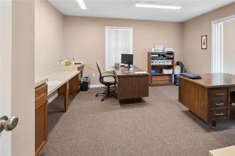 Immobilier commercial à vendre à Lake City, Floride: 562.43 m2 № 2291636 - photo 15