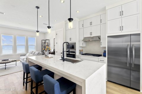 House in Terraces at San Marco in Jacksonville, Florida 3 bedrooms, 171.31 sq.m. № 770497 - photo 1