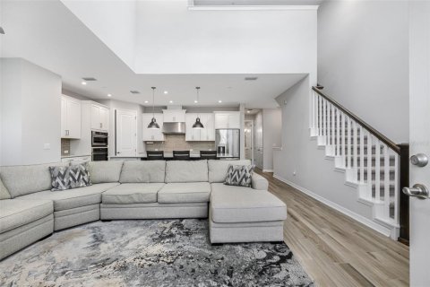 Townhouse in Orlando, Florida 3 bedrooms, 173.36 sq.m. № 1558344 - photo 17