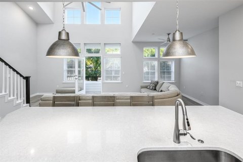 Townhouse in Orlando, Florida 3 bedrooms, 173.36 sq.m. № 1558344 - photo 21