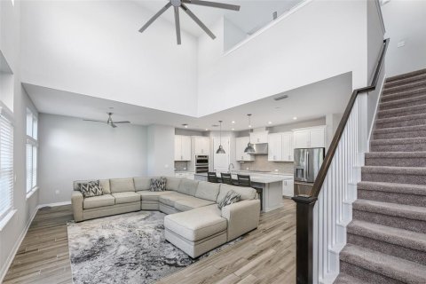 Townhouse in Orlando, Florida 3 bedrooms, 173.36 sq.m. № 1558344 - photo 5