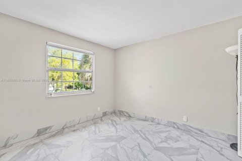 Villa ou maison à vendre à Cooper City, Floride: 3 chambres, 141.03 m2 № 1975941 - photo 23