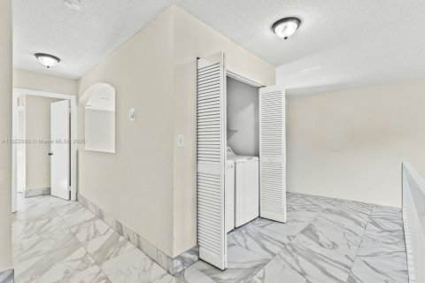 Villa ou maison à vendre à Cooper City, Floride: 3 chambres, 141.03 m2 № 1975941 - photo 19