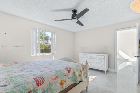 Villa ou maison à vendre à Cooper City, Floride: 3 chambres, 141.03 m2 № 1975941 - photo 10