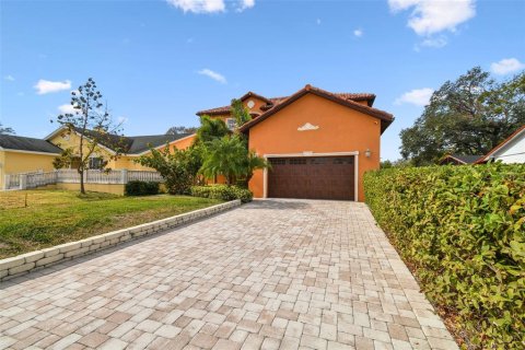 Casa en venta en Tampa, Florida, 4 dormitorios, 270.53 m2 № 1515472 - foto 2