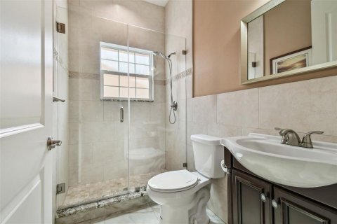 Casa en venta en Tampa, Florida, 4 dormitorios, 270.53 m2 № 1515472 - foto 15