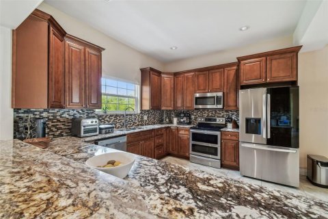 Casa en venta en Tampa, Florida, 4 dormitorios, 270.53 m2 № 1515472 - foto 10