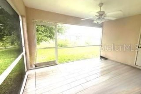 House in Cape Coral, Florida 3 bedrooms, 159.61 sq.m. № 2134294 - photo 27