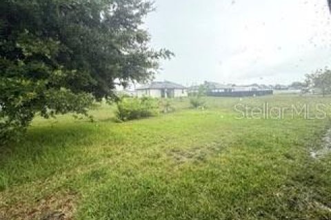 House in Cape Coral, Florida 3 bedrooms, 159.61 sq.m. № 2134294 - photo 30