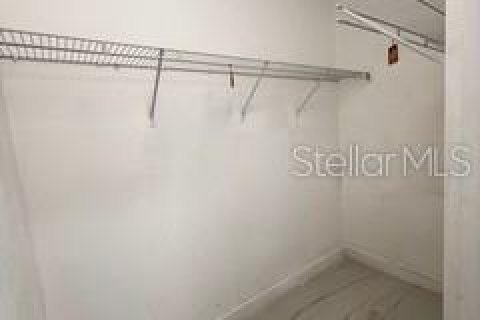 House in Cape Coral, Florida 3 bedrooms, 159.61 sq.m. № 2134294 - photo 11