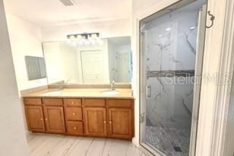 House in Cape Coral, Florida 3 bedrooms, 159.61 sq.m. № 2134294 - photo 7