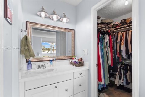 Condominio en venta en Davie, Florida, 2 dormitorios, 92.9 m2 № 2029184 - foto 16