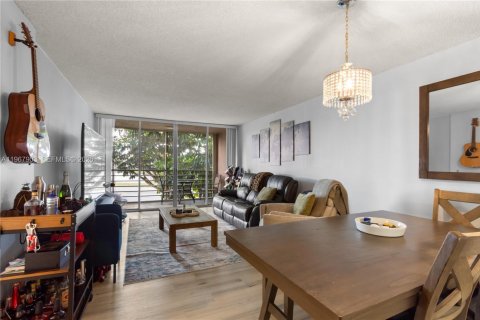 Condominio en venta en Davie, Florida, 2 dormitorios, 92.9 m2 № 2029184 - foto 3