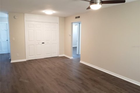 Condo in Tampa, Florida, 2 bedrooms  № 1915204 - photo 3