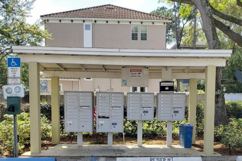 Condo in Tampa, Florida, 2 bedrooms  № 1915204 - photo 19