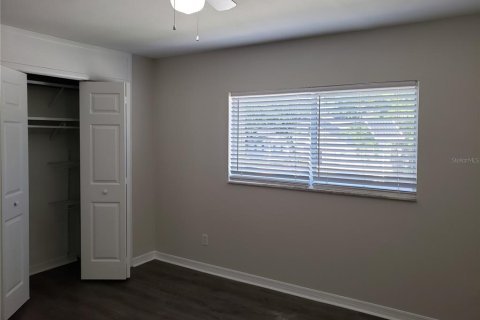 Condo in Tampa, Florida, 2 bedrooms  № 1915204 - photo 9