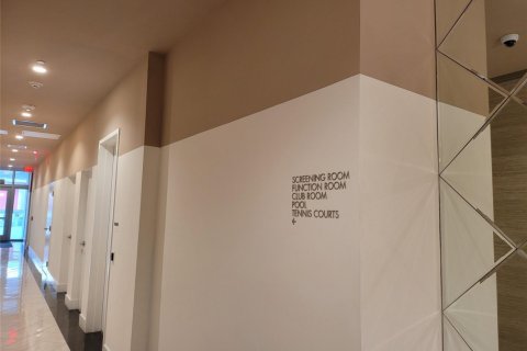 Condo in Sunrise, Florida, 3 bedrooms  № 1136197 - photo 1