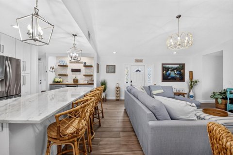 Casa en venta en Boynton Beach, Florida, 4 dormitorios, 165.18 m2 № 2385321 - foto 14