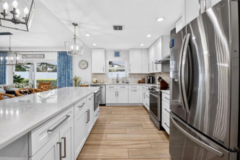 Casa en venta en Boynton Beach, Florida, 4 dormitorios, 165.18 m2 № 2385321 - foto 12