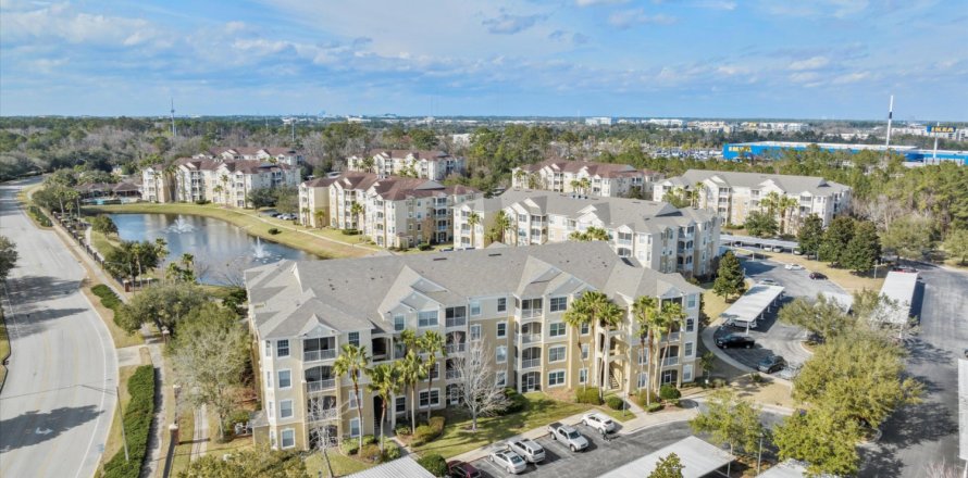 Condominio en Jacksonville, Florida, 3 dormitorios  № 766964