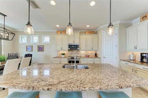 House in Nokomis, Florida 4 bedrooms, 225.85 sq.m. № 1783129 - photo 23