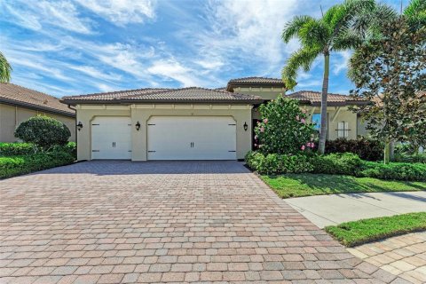 House in Nokomis, Florida 4 bedrooms, 225.85 sq.m. № 1783129 - photo 8