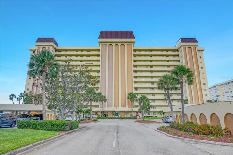 Condo in Saint Petersburg, Florida, 2 bedrooms  № 1845387 - photo 3