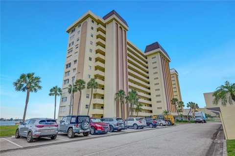 Condo in Saint Petersburg, Florida, 2 bedrooms  № 1845387 - photo 4