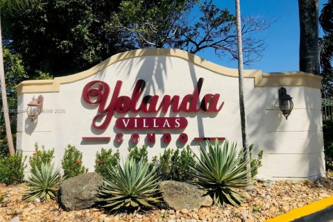 Condominio en alquiler en Miami, Florida, 1 dormitorio, 55.56 m2 № 2048034 - foto 16