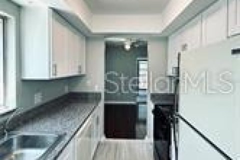 Condominio en venta en Clearwater, Florida, 2 dormitorios, 93 m2 № 1442211 - foto 11