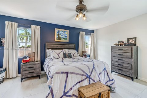 Villa ou maison à vendre à Miami, Floride: 3 chambres, 170.38 m2 № 1970017 - photo 21