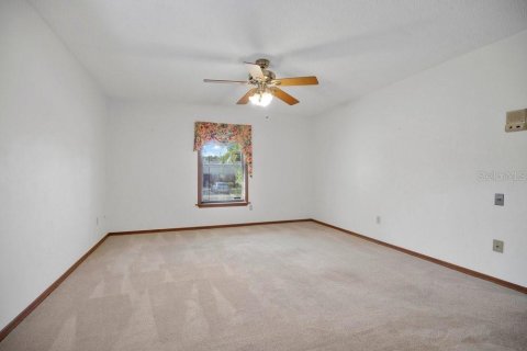 Villa ou maison à vendre à Deltona, Floride: 3 chambres, 177.81 m2 № 2418766 - photo 20